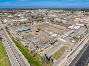 2789-2855 Boul Le Corbusier, Laval, QC - Vue aérienne  vue de carte - Image1