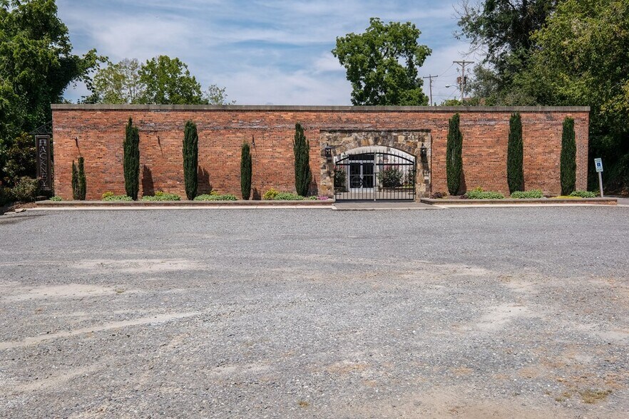11 Railroad St, Murphy, NC à vendre - Photo de l’immeuble – Image 3 sur 48