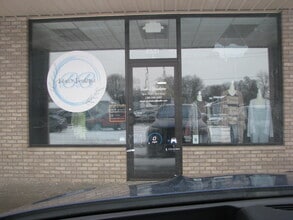 2331 Velp Ave, Green Bay, WI à louer Photo intérieure– Image 2 sur 5