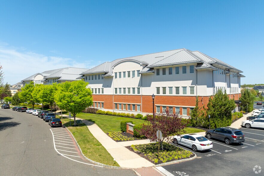 1 union St, Robbinsville, NJ à vendre - Photo de l’immeuble – Image 2 sur 7