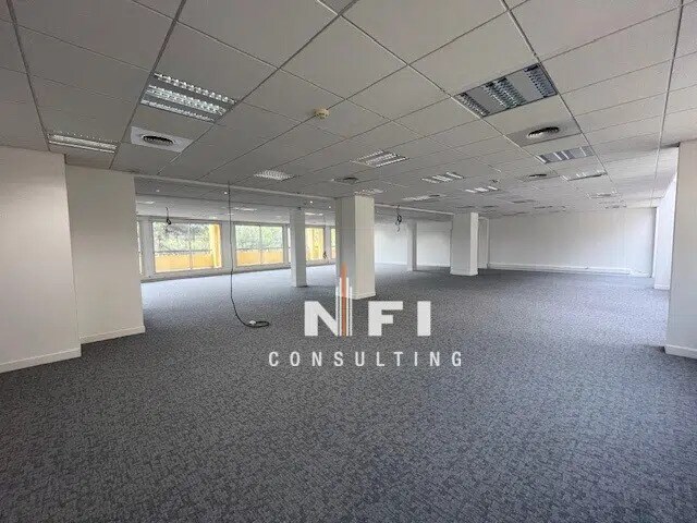 Bureau dans Valbonne à louer - Photo de l’immeuble – Image 3 sur 5