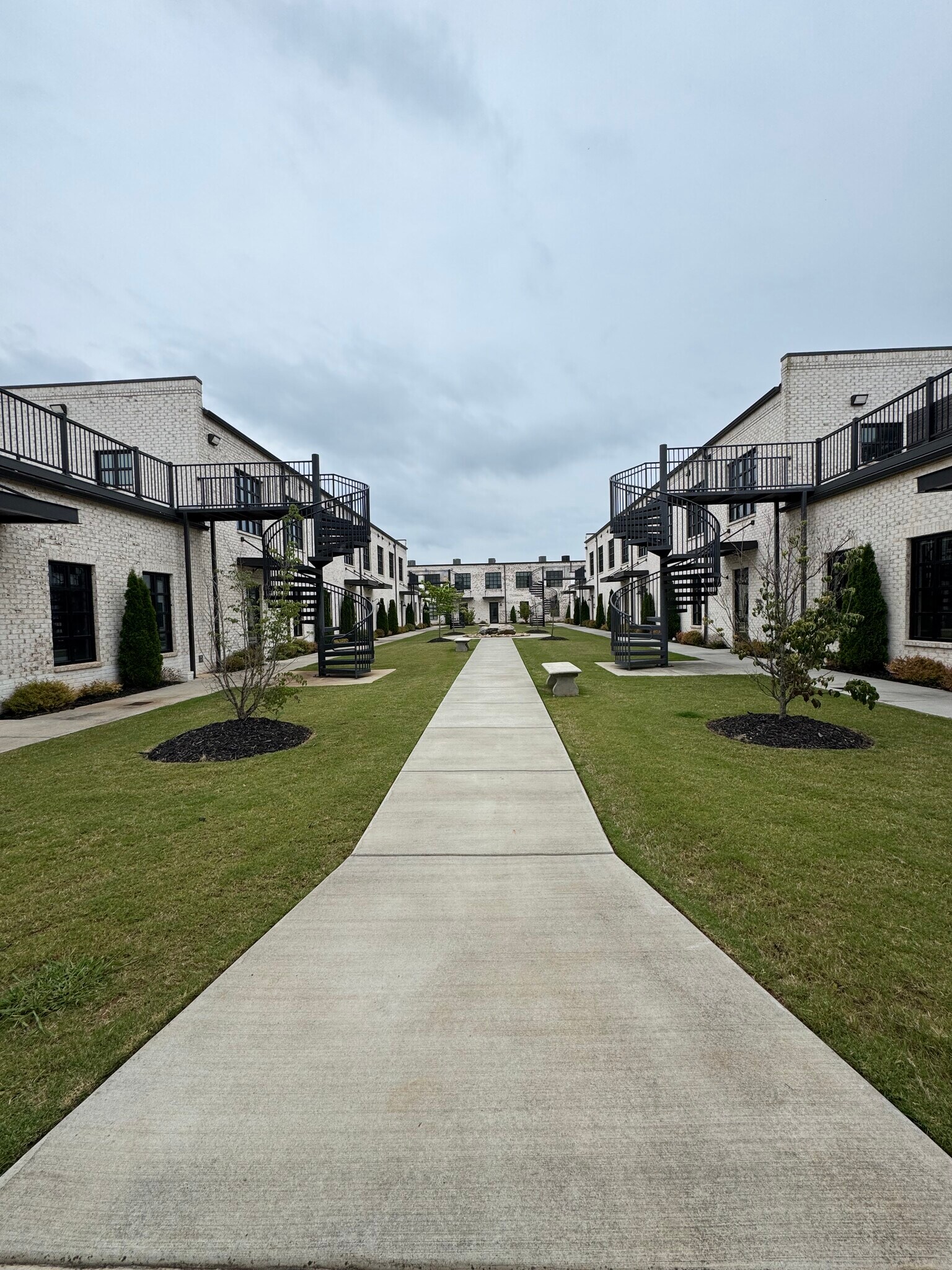 1740 Grassland Pky, Alpharetta, GA à louer Photo de l’immeuble– Image 1 sur 9