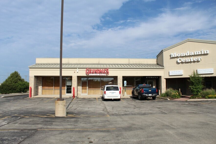 633-669 W Mondamin St, Minooka, IL à vendre - Photo de l’immeuble – Image 3 sur 12