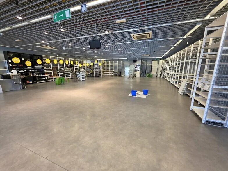 Local commercial dans Nice à louer - Photo de l’immeuble – Image 3 sur 8