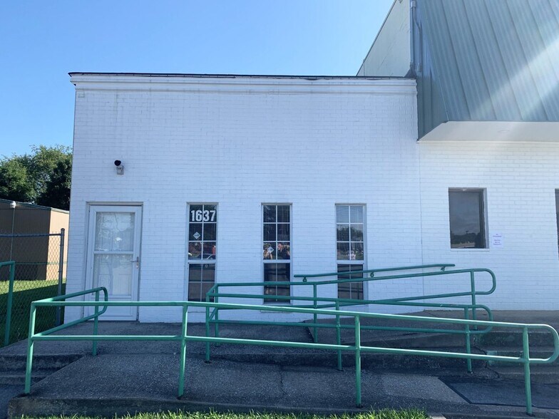 1645-1647 Middle Tennessee Blvd, Murfreesboro, TN à vendre - Photo de l’immeuble – Image 3 sur 9