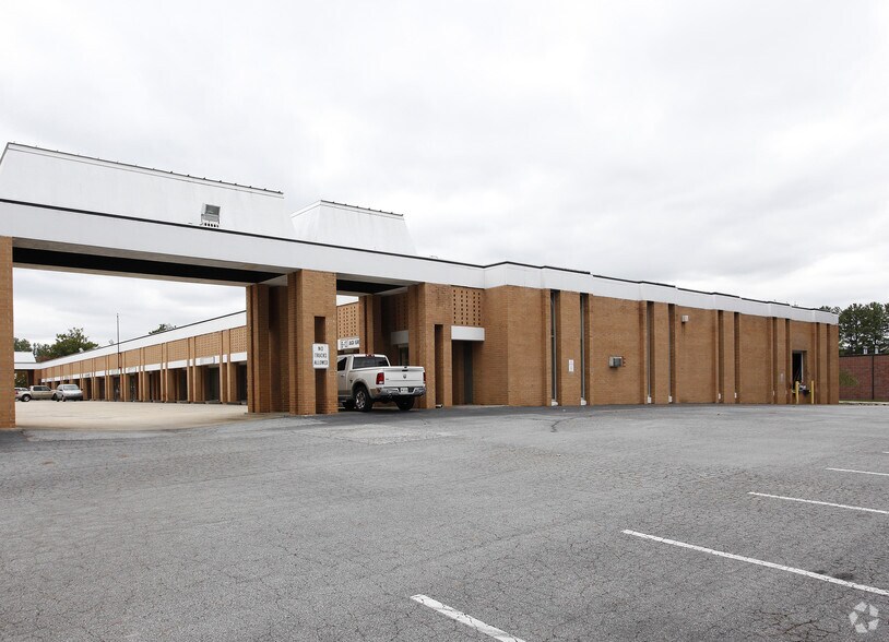 4445 Commerce Dr SW, Atlanta, GA à louer - Photo principale – Image 1 sur 4