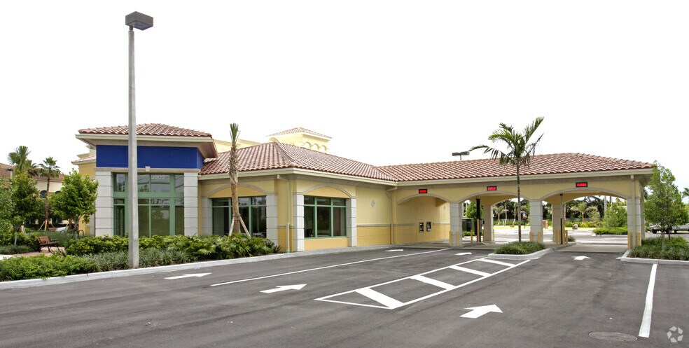 9909 Hagen Ranch Rd, Boynton Beach, FL à vendre - Photo de l’immeuble – Image 2 sur 8