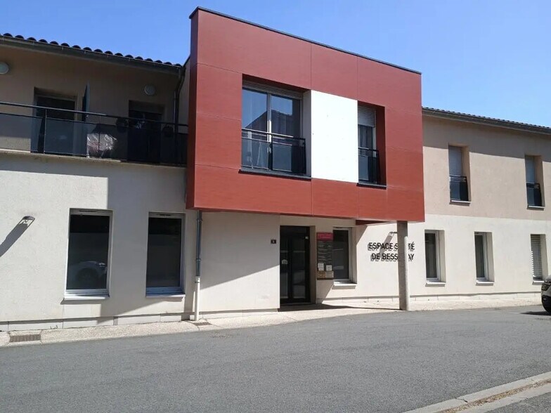 6 Chemin De La Drivonne, Bessenay à louer - Photo de l’immeuble – Image 1 sur 5