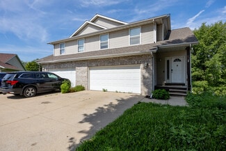 Plus de détails pour 2020 Stratford Ct, Coralville, IA - Logement à vendre