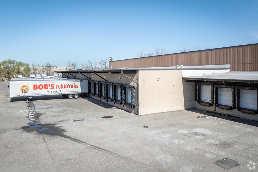 9101 Tonnelle Ave, North Bergen, NJ à louer - Photo de l’immeuble – Image 2 sur 7