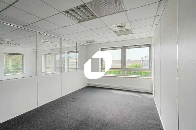 6 Route Nationale, Limonest à louer - Photo de l’immeuble – Image 2 sur 12