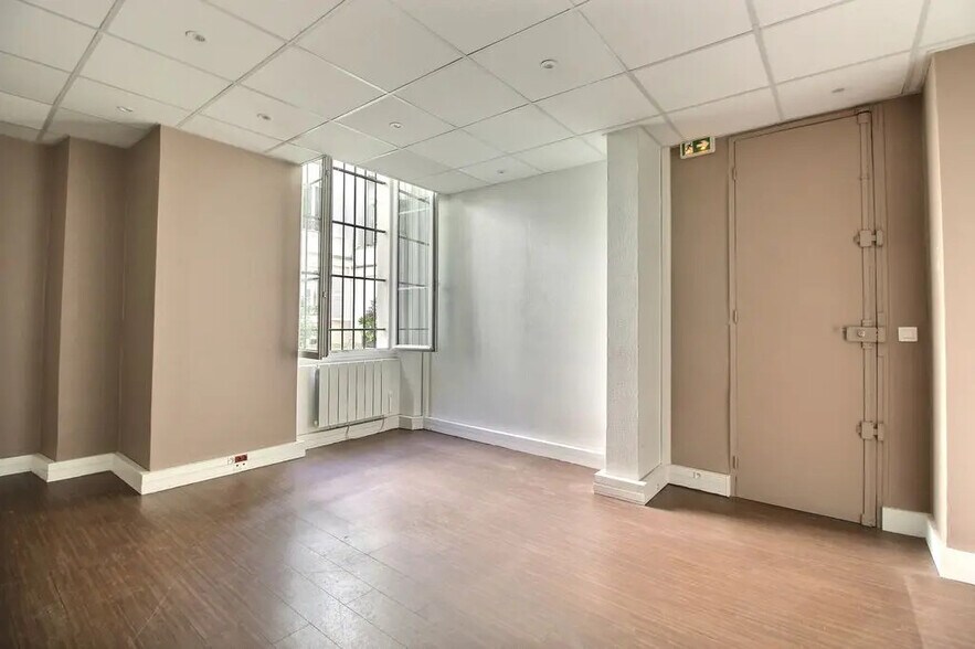 Bureau dans Paris à louer - Photo de l’immeuble – Image 3 sur 8