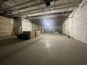 11000 8th St, Dawson Creek, BC à louer Photo de l’immeuble– Image 1 sur 3