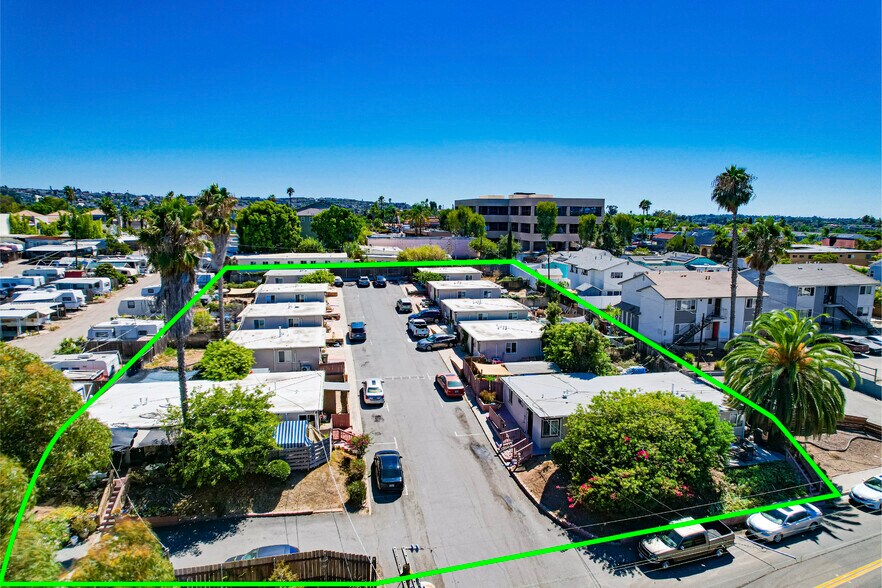 5015 Comanche Dr, La Mesa, CA à vendre - Photo de l’immeuble – Image 2 sur 9