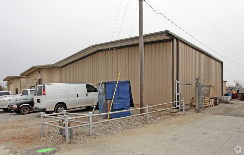 3901 S Missouri Ave, Oklahoma City, OK à louer - Photo de l’immeuble – Image 2 sur 30