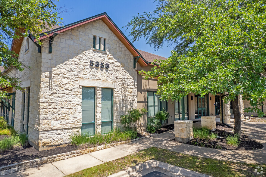 5353 Williams Dr, Georgetown, TX à louer - Photo de l’immeuble – Image 2 sur 14