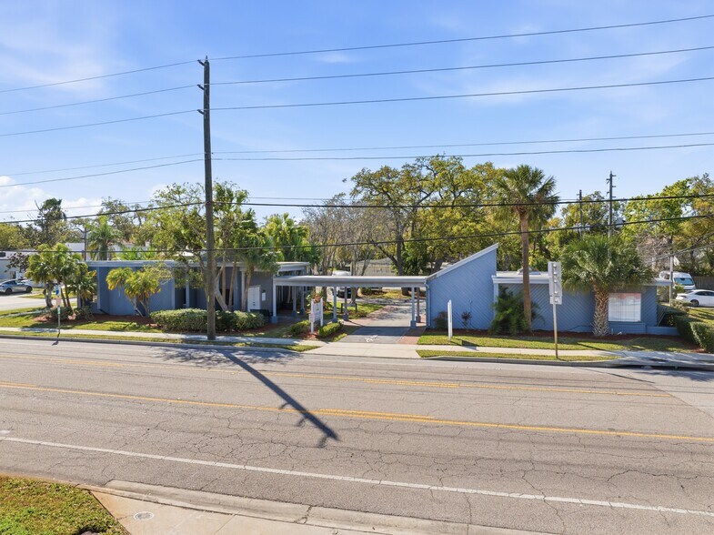 906 S Fort Harrison Ave, Clearwater, FL à vendre - Photo principale – Image 1 sur 39