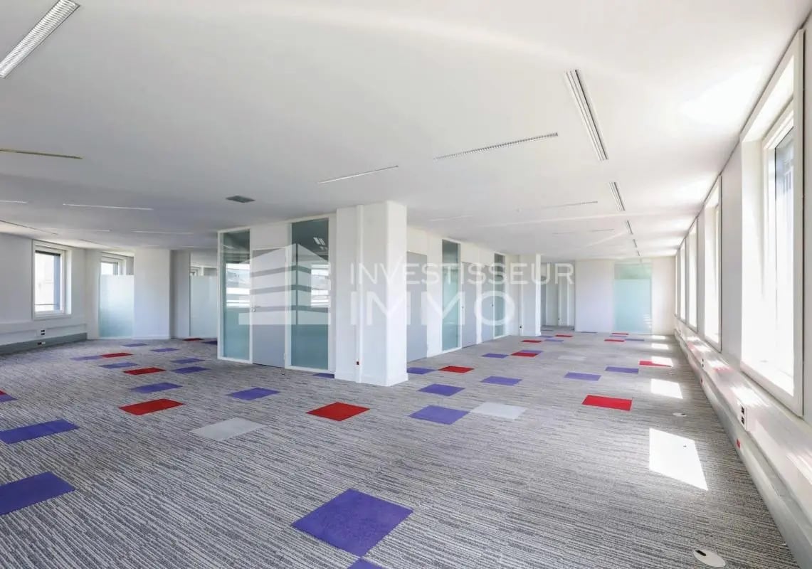 Bureau dans Puteaux à vendre Photo intérieure– Image 1 sur 4