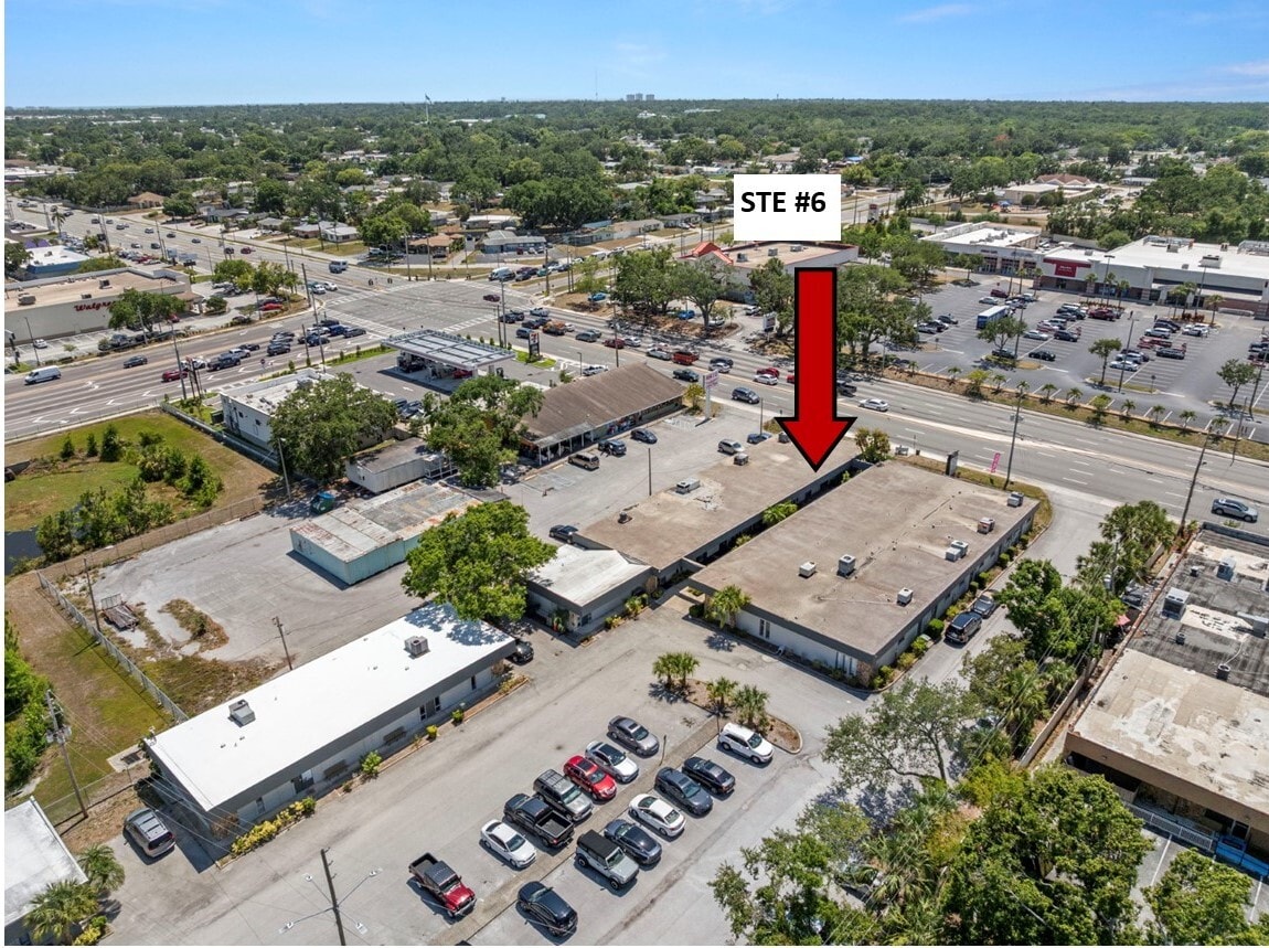 10333 Seminole Blvd, Largo, FL 33778 - Lot 6 -  - Photo intérieure - Image 1 of 29