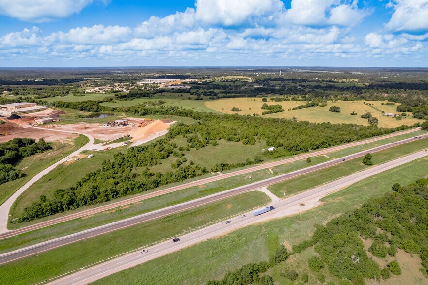 969 IH 45 N Feeder Rd, Huntsville, TX à vendre - Aérien – Image 3 sur 44