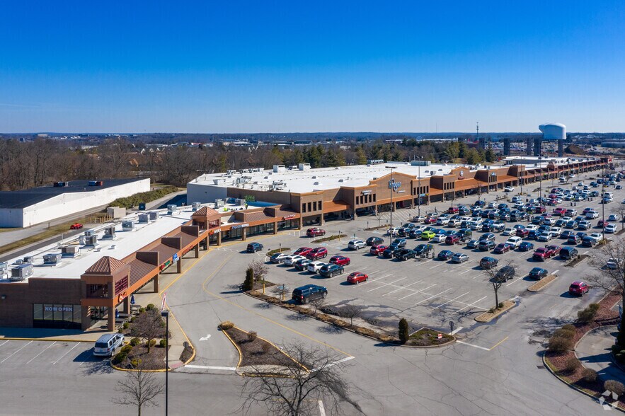 12501 Shelbyville Rd, Louisville, KY à louer - Photo de l’immeuble – Image 1 sur 20