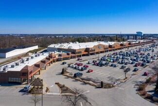 Plus de détails pour 12501-12695 Shelbyville Rd, Louisville, KY - Local commercial à louer