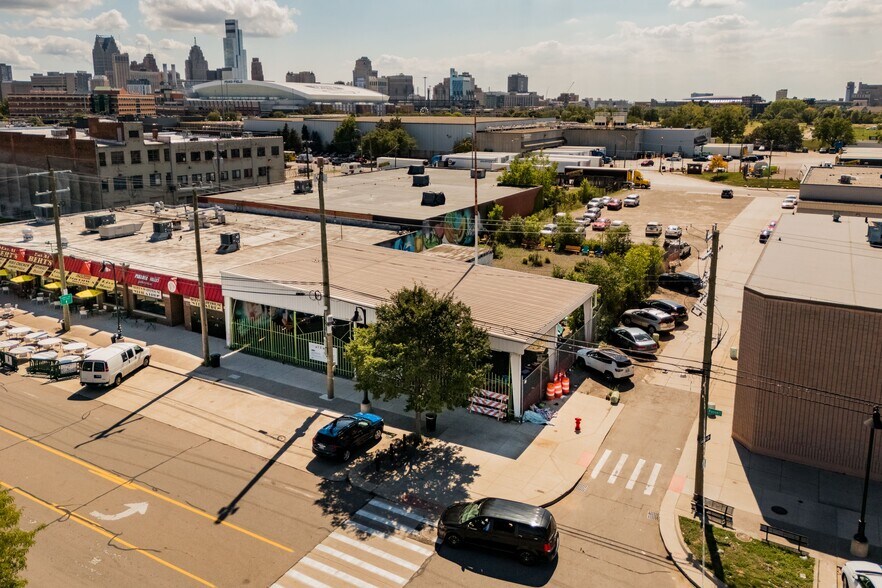 2801 Russell St, Detroit, MI à vendre - Photo de l’immeuble – Image 2 sur 4