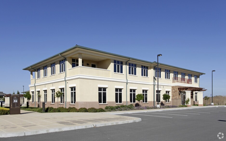 182-192 Gateway Rd E, Napa, CA à louer - Photo de l’immeuble – Image 1 sur 3