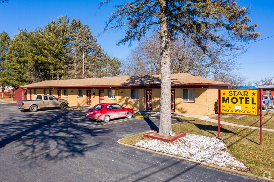 335 E Lewis Ave, Milan, MI à vendre - Photo principale – Image 1 sur 4