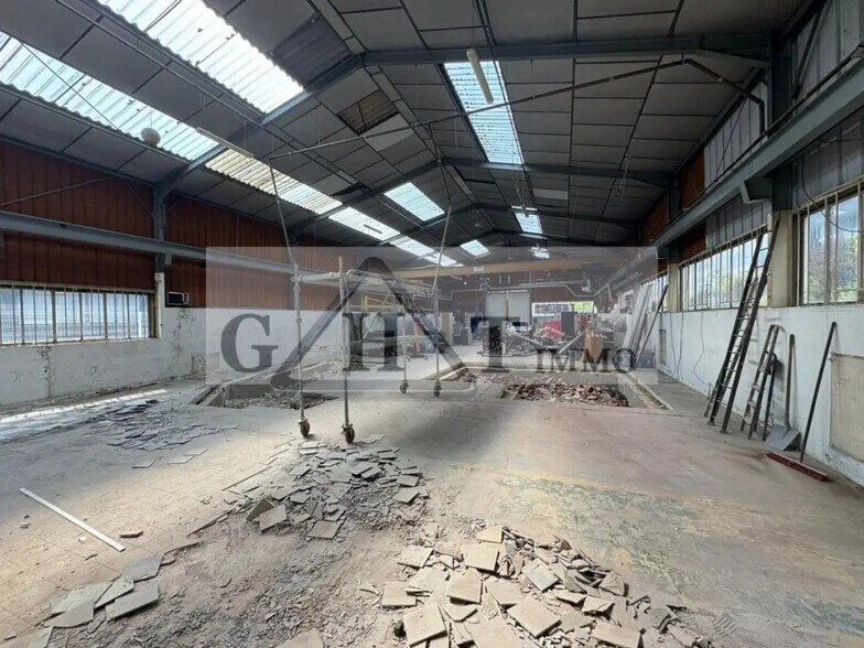 Industriel/Logistique dans Chennevières-sur-Marne à vendre - Photo de l’immeuble – Image 2 sur 2