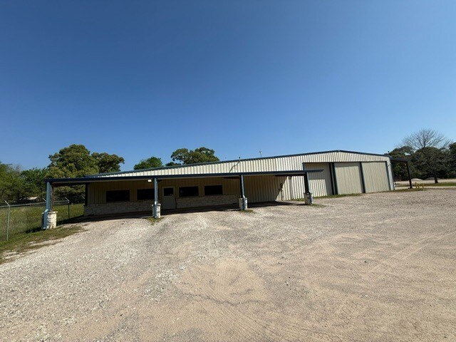 16202 Butera Rd, Magnolia, TX à louer - Photo de l’immeuble – Image 2 sur 10