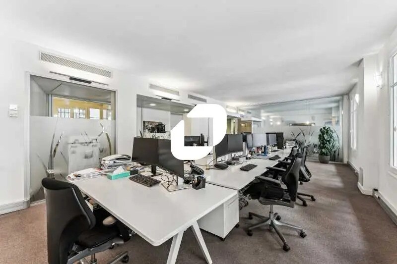 Bureau dans Paris à louer - Photo de l’immeuble – Image 3 sur 14