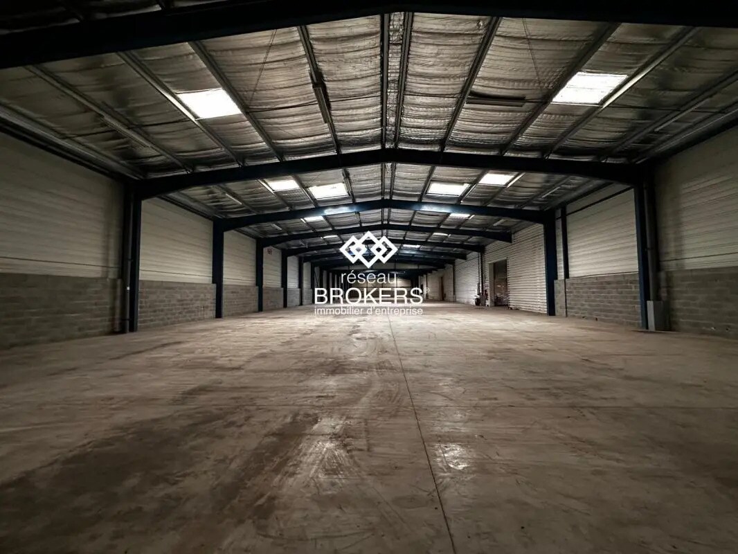 Industriel/Logistique dans Saint-Thibéry à vendre Photo intérieure– Image 1 sur 3