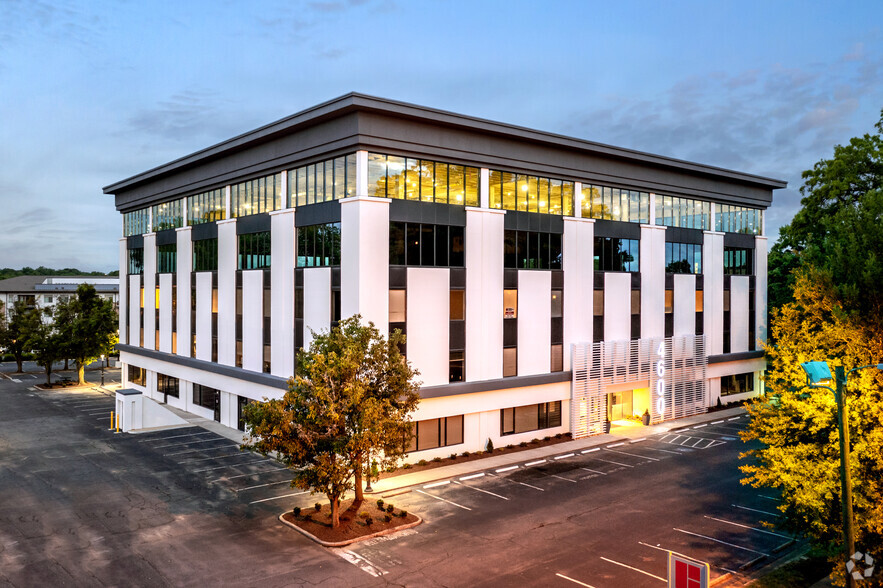 4600 Park Rd, Charlotte, NC à louer - Photo de l’immeuble – Image 2 sur 10