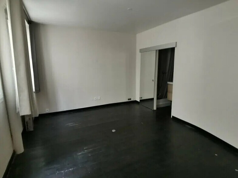 Bureau dans Paris à louer - Photo de l’immeuble – Image 2 sur 8