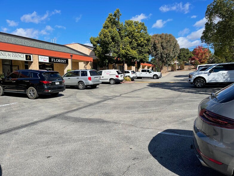 3540 El Camino Real, Atascadero, CA à vendre - Photo de l’immeuble – Image 1 sur 9