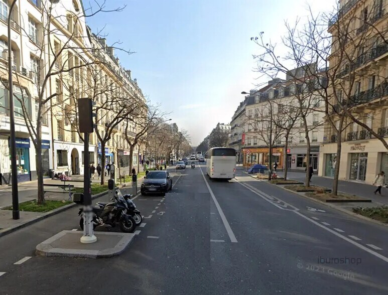 Local commercial dans Paris à louer - Photo de l’immeuble – Image 2 sur 2