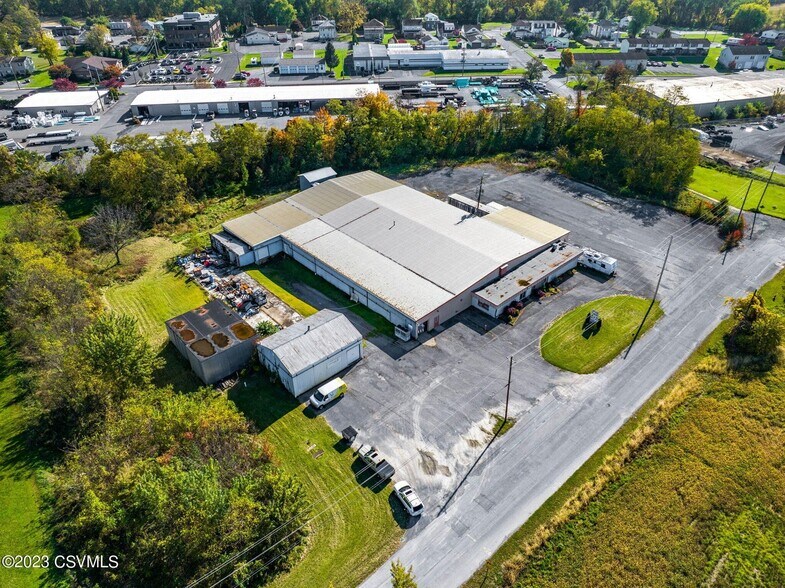 21 Industrial Park Rd, Selinsgrove, PA à louer - Photo de l’immeuble – Image 2 sur 11