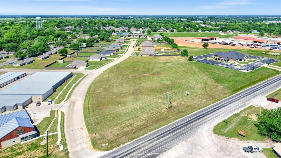 305 US 377 hwy, Whitesboro, TX à louer - Photo de l’immeuble – Image 1 sur 35