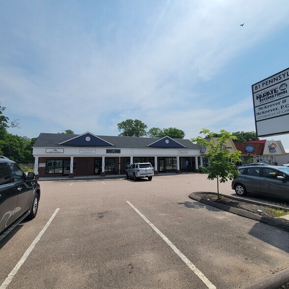 81 Pennsylvania Ave, Niantic, CT à vendre - Photo de l’immeuble – Image 2 sur 4