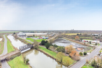 Queen Adelaide Way, Ely, CAM - VUE AÉRIENNE  vue de carte