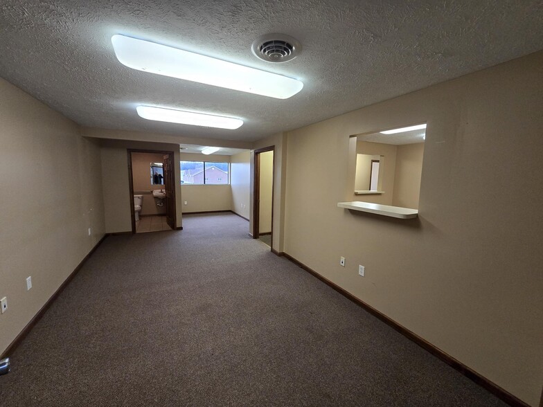 4501 W Deyoung St, Marion, IL à louer - Photo de l’immeuble – Image 2 sur 13