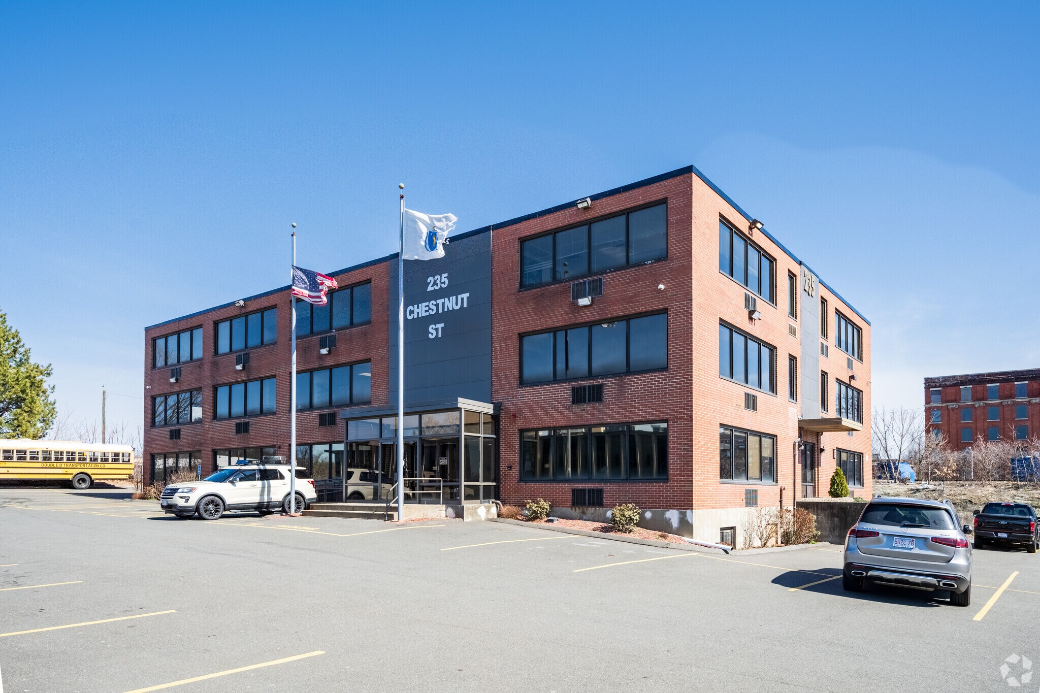 235 Chestnut St, Springfield, MA à louer Photo principale– Image 1 sur 18