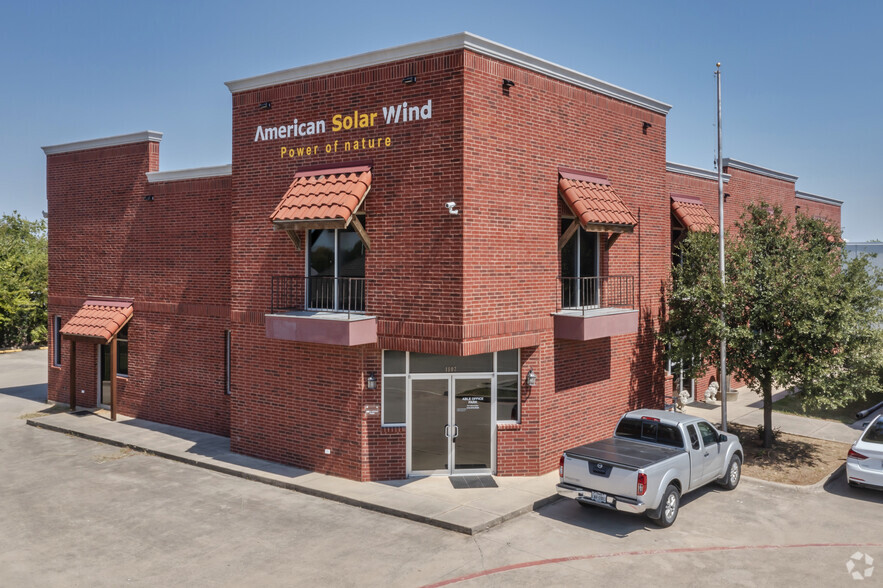 1802 Industrial Blvd, Colleyville, TX à louer - Photo de l’immeuble – Image 1 sur 10