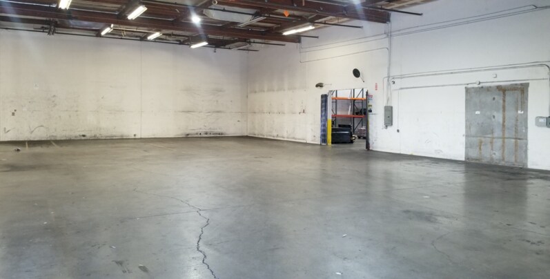 13106-13110 Avalon Blvd, Los Angeles, CA à louer - Photo intérieure – Image 3 sur 6
