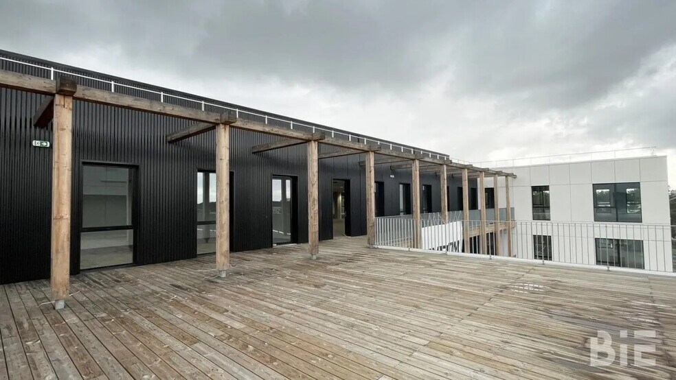Bureau dans Pessac à louer - Photo de l’immeuble – Image 2 sur 10