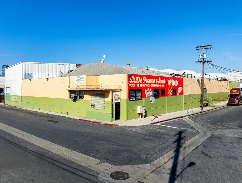 1000 Lawrence St, Los Angeles, CA à vendre - Photo de l’immeuble – Image 3 sur 8