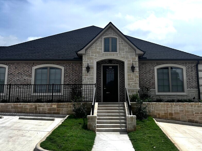 7222 Crosswater Ave, Tyler, TX à louer - Photo de l’immeuble – Image 2 sur 10