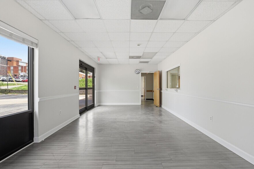 744 Hartness Rd, Statesville, NC à vendre - Photo de l’immeuble – Image 3 sur 37