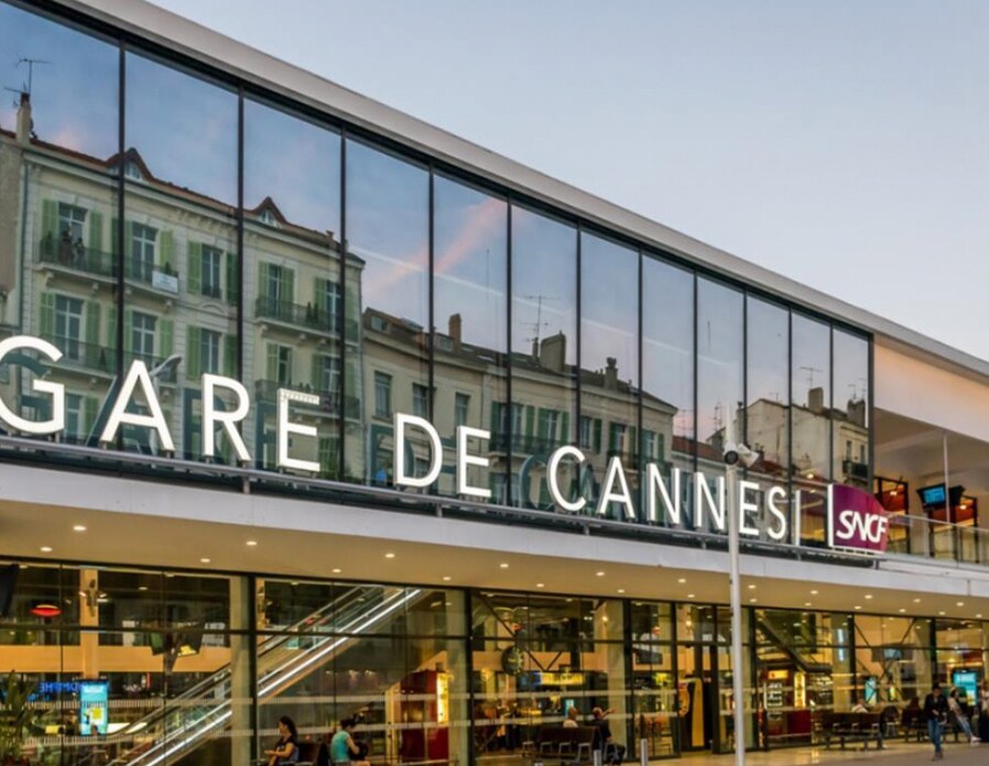 Local commercial dans Cannes à louer Photo de l’immeuble– Image 1 sur 2